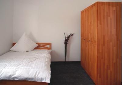 Inwest Hotel Garni Crailsheim Exterior foto